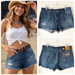 Levi’s 501 Premium Distressed Button Fly Raw Hem Denim Shorts Size 32 NEW